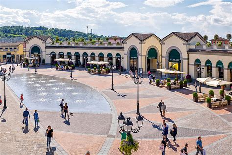 outlet serravalle yves saint laurent|serravalle outlet paris.